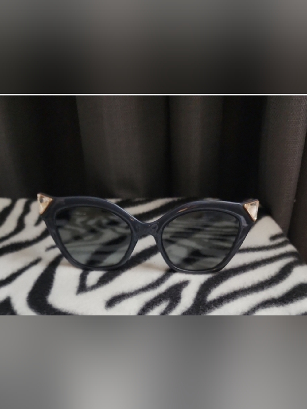 Fendi Nwot Blue Cat-Eye Sunglasses with Rhinestone Accent